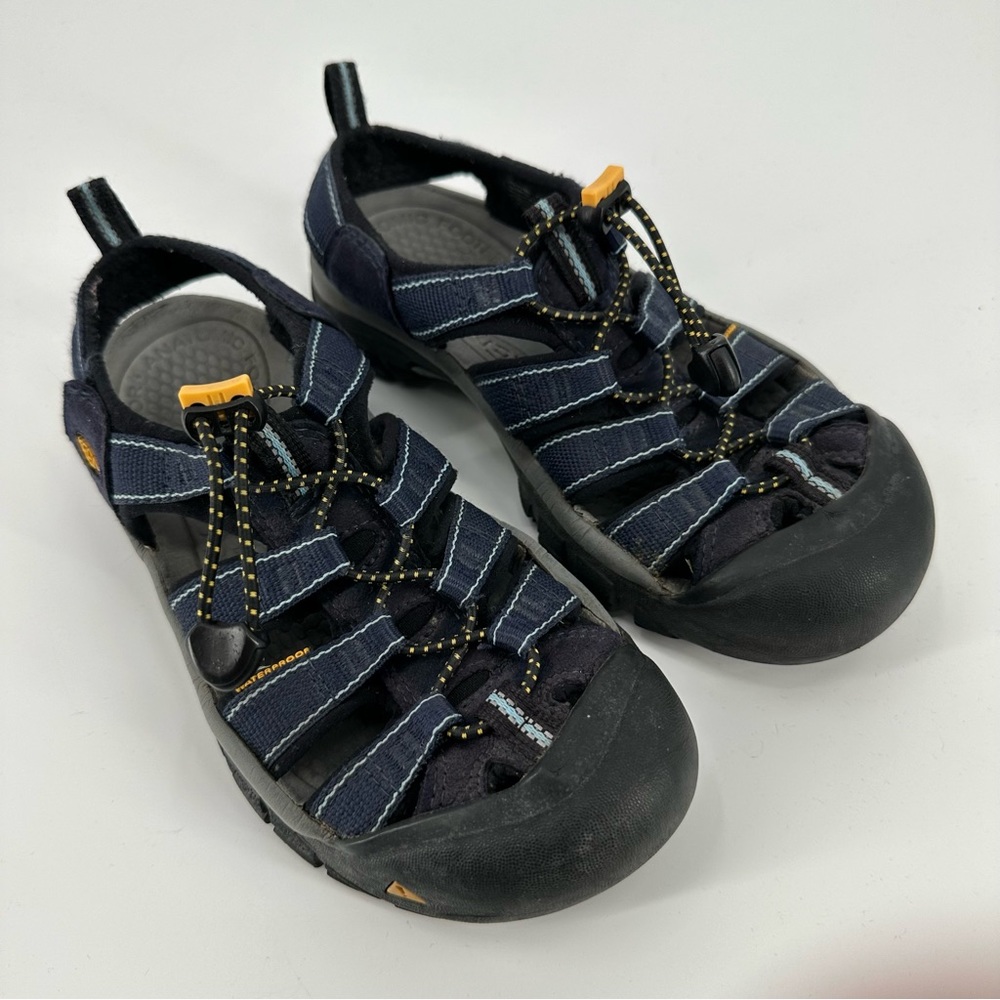 Keen Newport H2 Navy Blue Sport Waterproof Sandals Womens Size 6